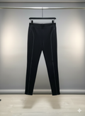 Pantalón Skinny Negro con Costuras Estilizadas