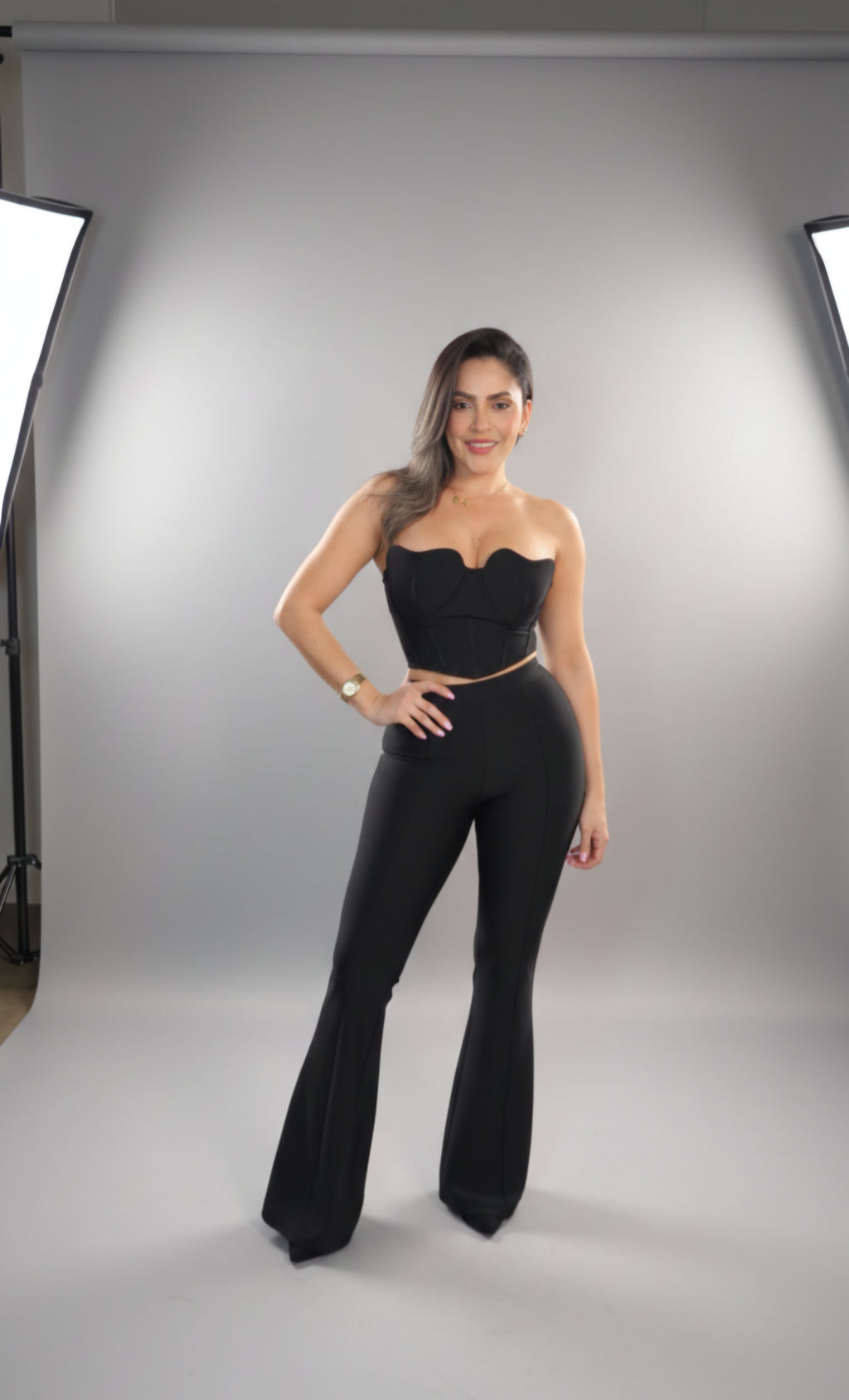 Set "Night Out" – Top Corset y Pantalón Flare Negro