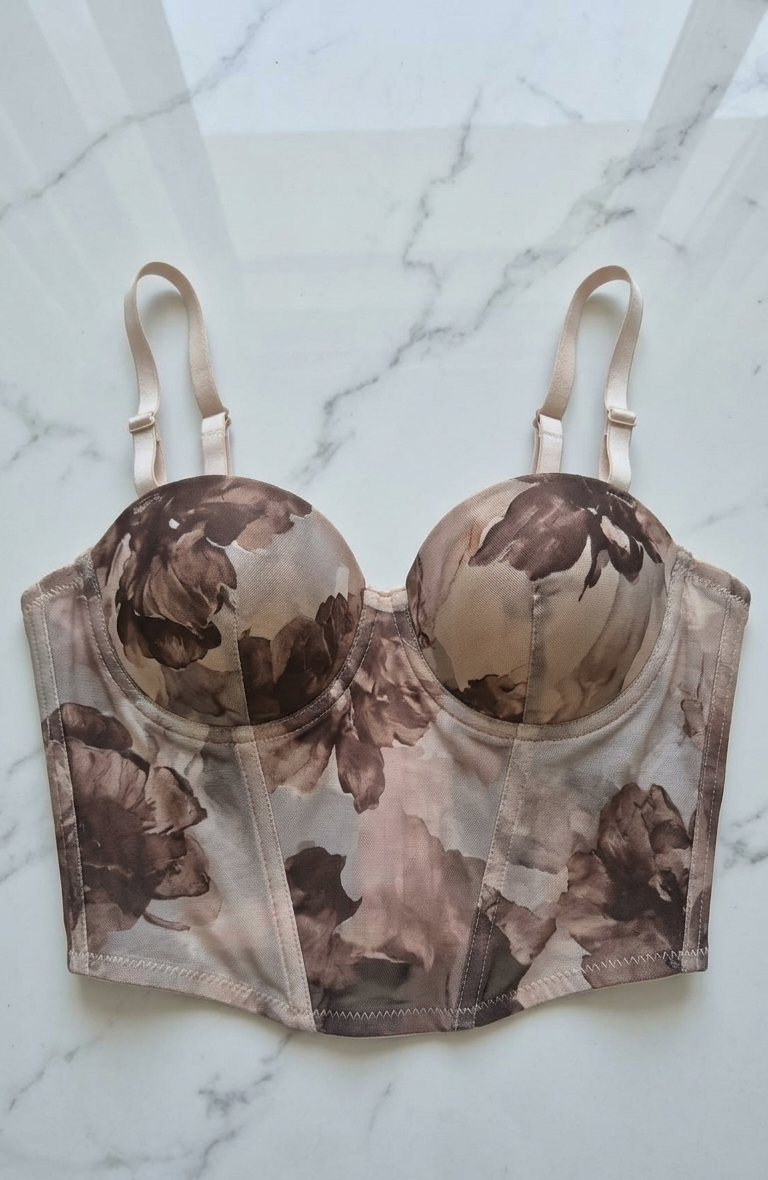 Corset Romántico de Encaje Floral con Varillas Visibles