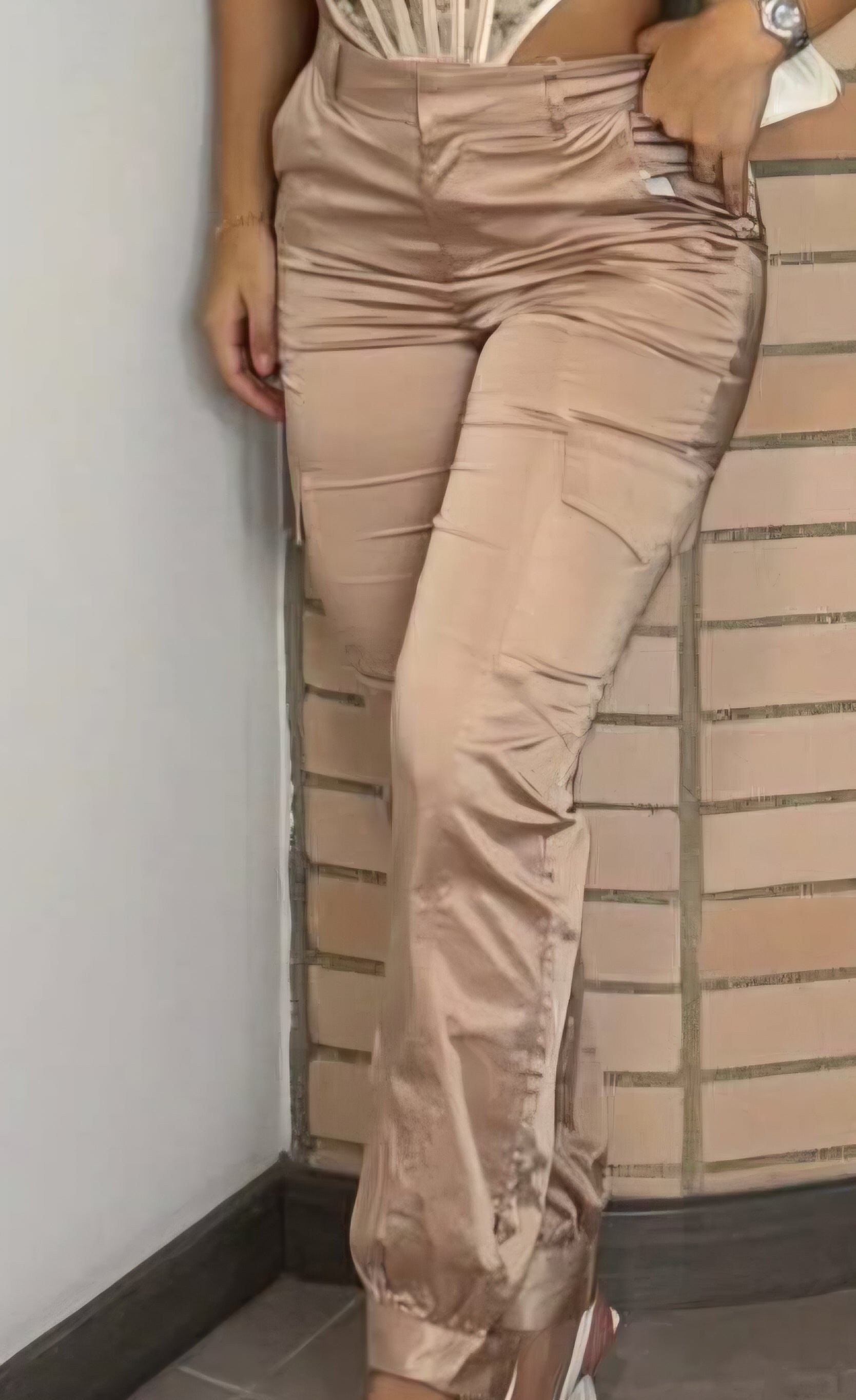 Pantalón Cargo Satin