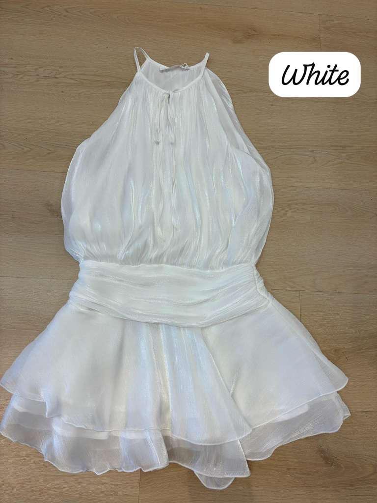 Vestido Corto de Satén Cuello Halter - Blanco
