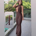 Enterizo "Crimson Allure" de Cuello Halter y Silueta Ultra-Flare.