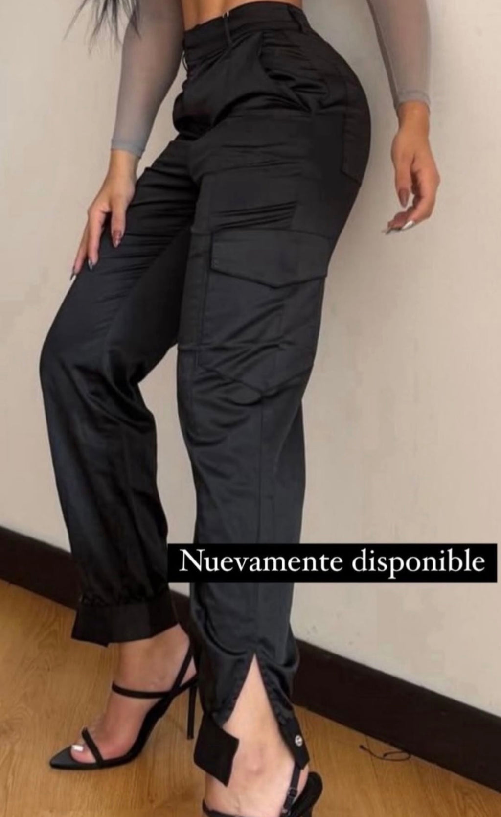 Pantalón Cargo Satin