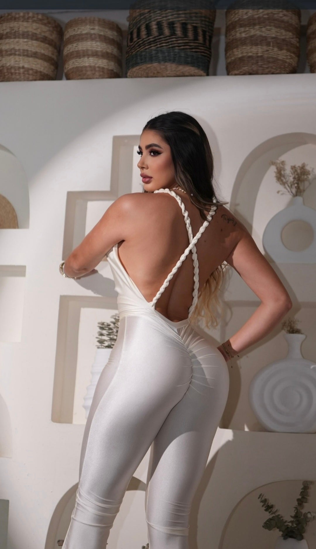 Enterizo Elegante Acampanado con Espalda Cruzada y Realce Trasero - Talla Única