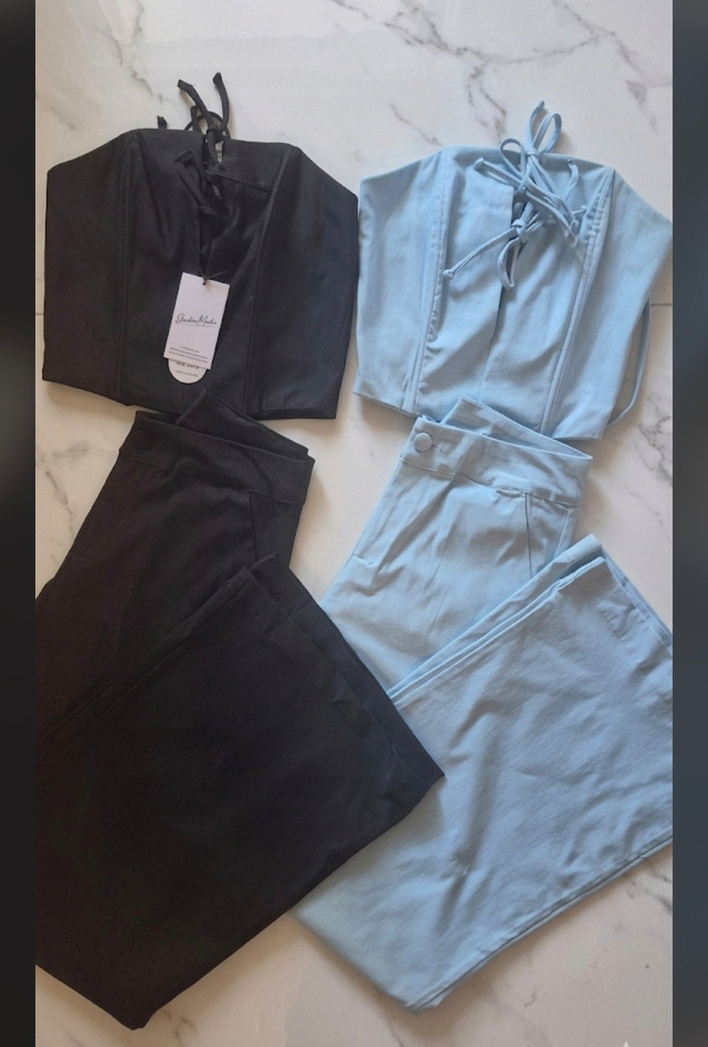 Set Signature: Corset con Lazada y Pantalón Wide-Leg