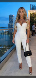 Enterizo Estilo Corset: La Definición de Elegancia