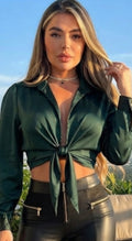 Blusa Satinada de Manga Larga con Nudo Frontal