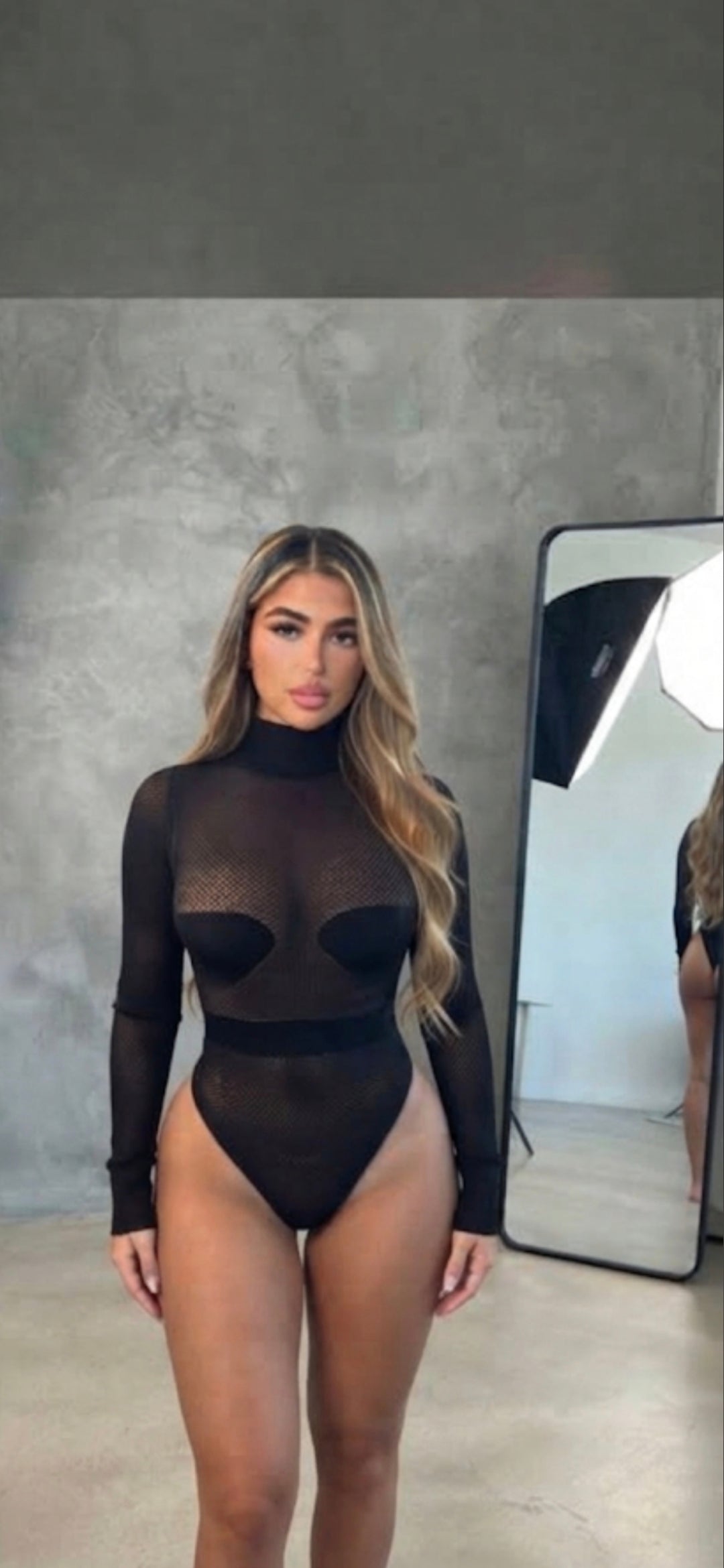 Body de Malla con Mangas Largas y Cuello Alto -